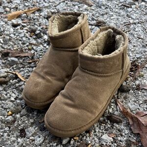 UGG Knock-Off Cozy Tan Suede Ankle Boots